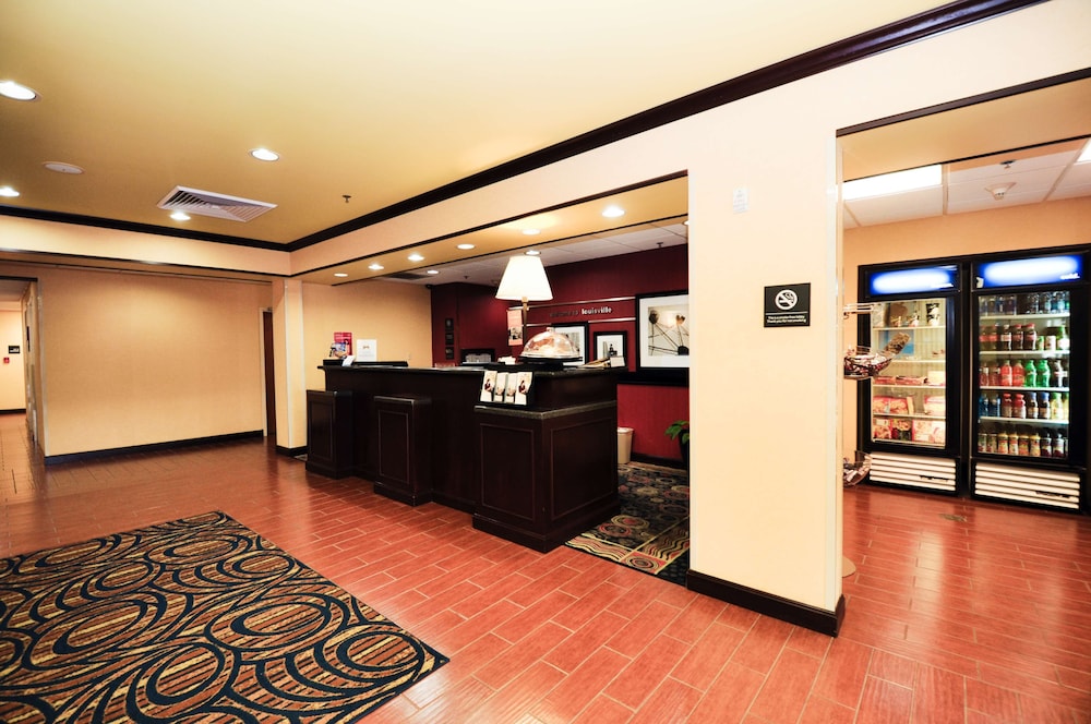 Hampton Inn Suites Louisville 5/46