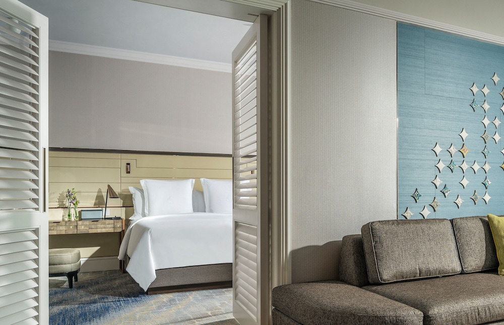 Four Seasons Hotel Singapore 13/72