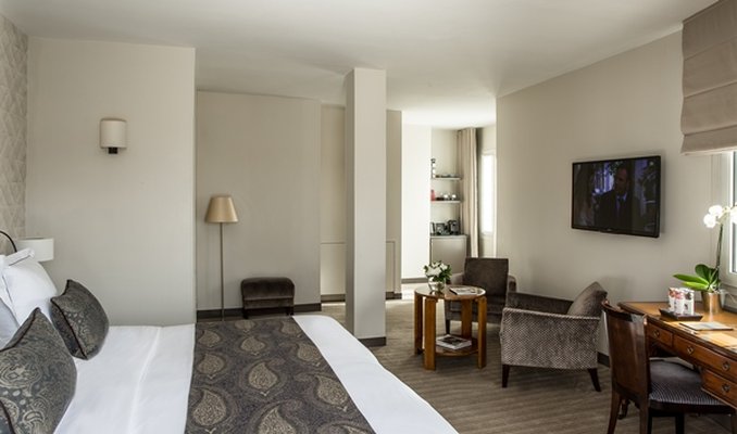 Hotel Parc Saint Severin 46/63