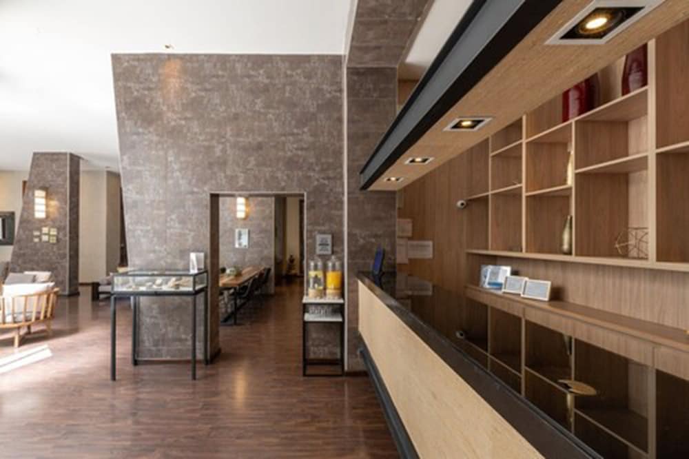 Azur Real Boutique Hotel 27/55