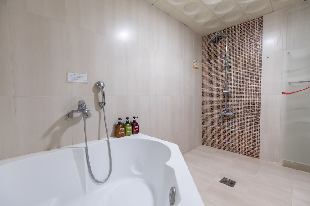 No.25 Hotel Busan Seomyeon Station 21/39