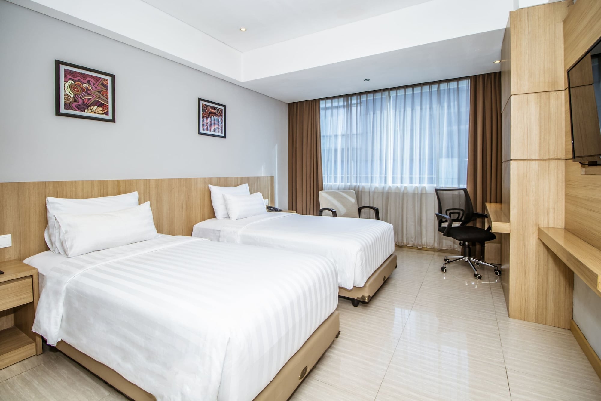 Deluxe Twin Room