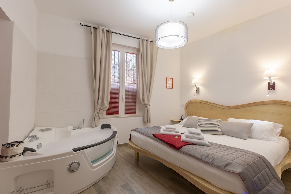 Flatinrome Deluxe Rooms 26/50