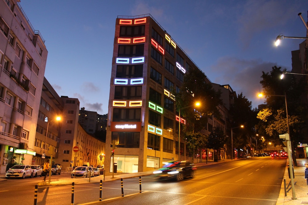 easyHotel Lisbon 5/36