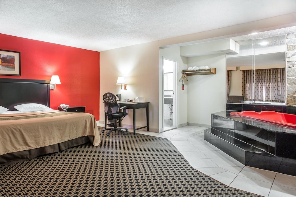 Econo Lodge West Haven 19/38