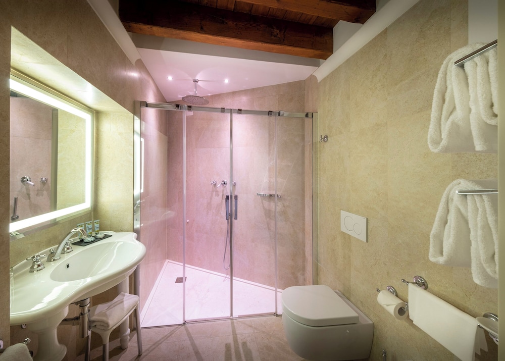 Hotel Villa Barbarich 85/88