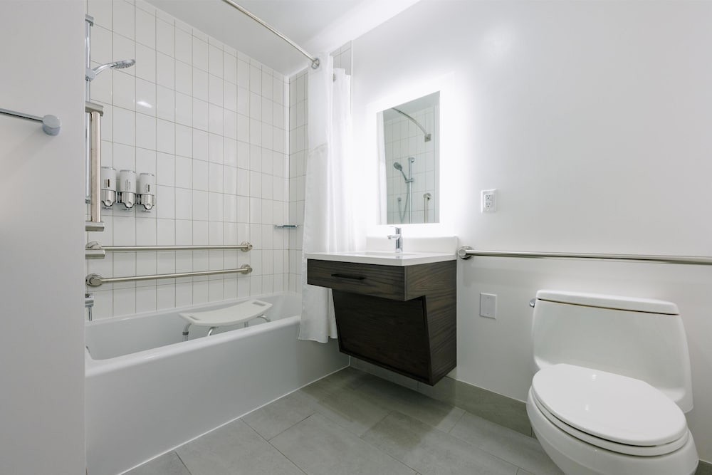 Hotel Bethany Beach 50/50