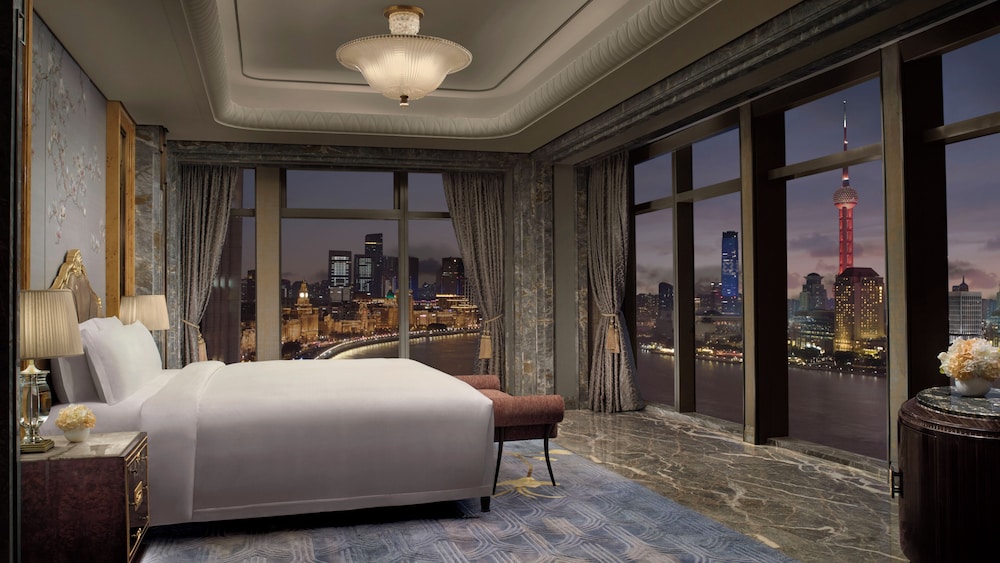 The St. Regis Shanghai on the Bund 14/50