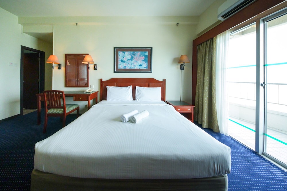 Rainbow Paradise Premium Resort Tanjung Bungah 8/50