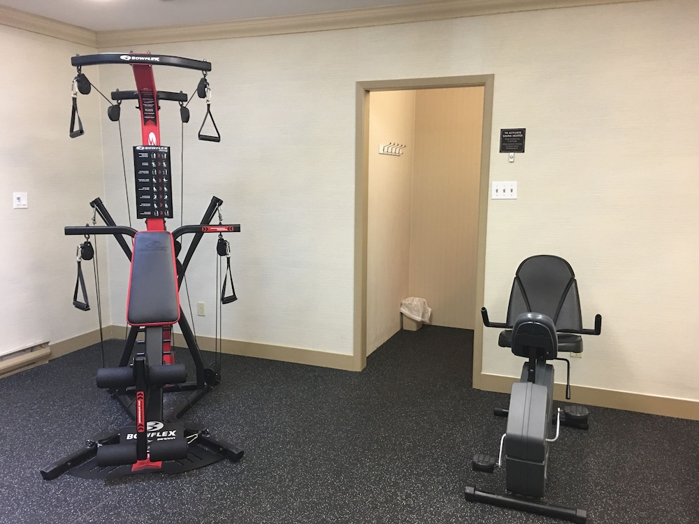 Days Inn & Suites by Wyndham Sault Ste. Marie ON 15/30