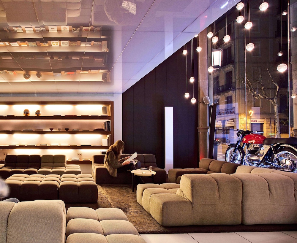 Alexandra Barcelona Hotel Curio Collection By Hilton 60/90