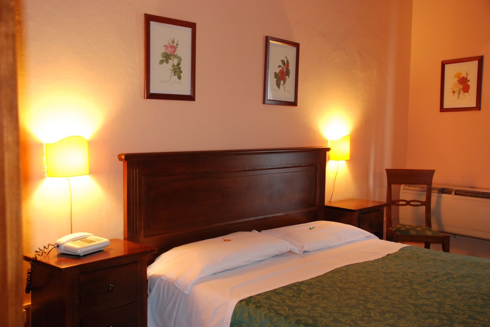 ECONOMY, DOUBLE BED