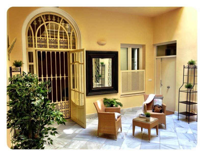 Life Apartments San Vicente 12/17