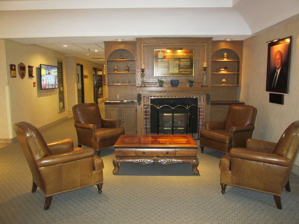 Fredericton Inn 42/65
