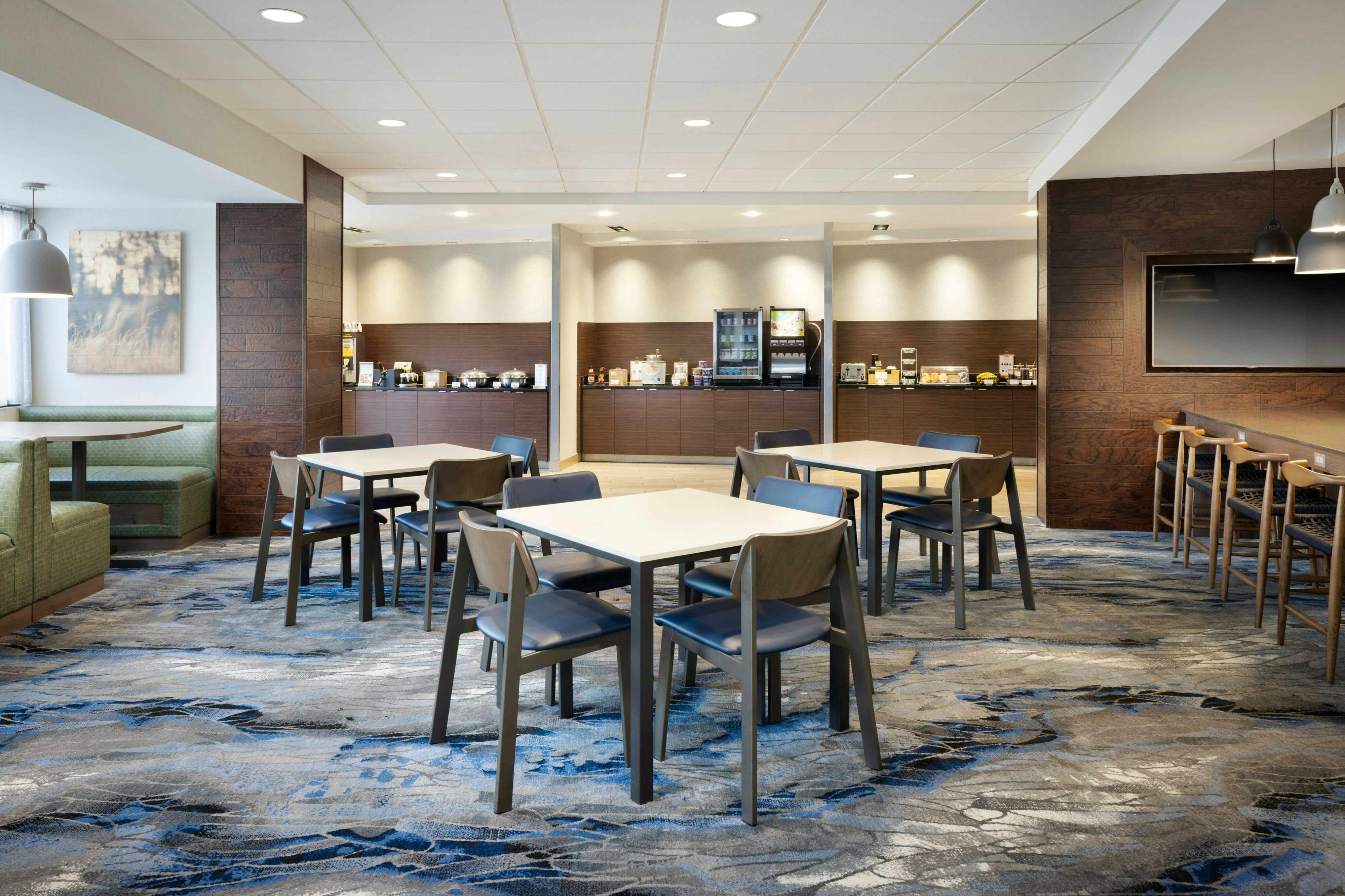 Fairfield Inn And Suites Bowling Green 35/46