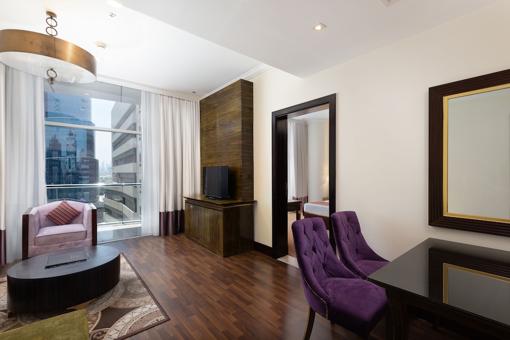 Landmark Premier Hotel Deira 38/65