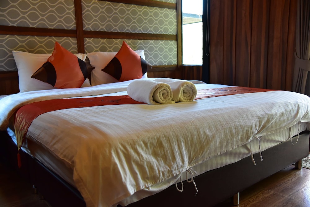 Dusit Talai Resort 16/100