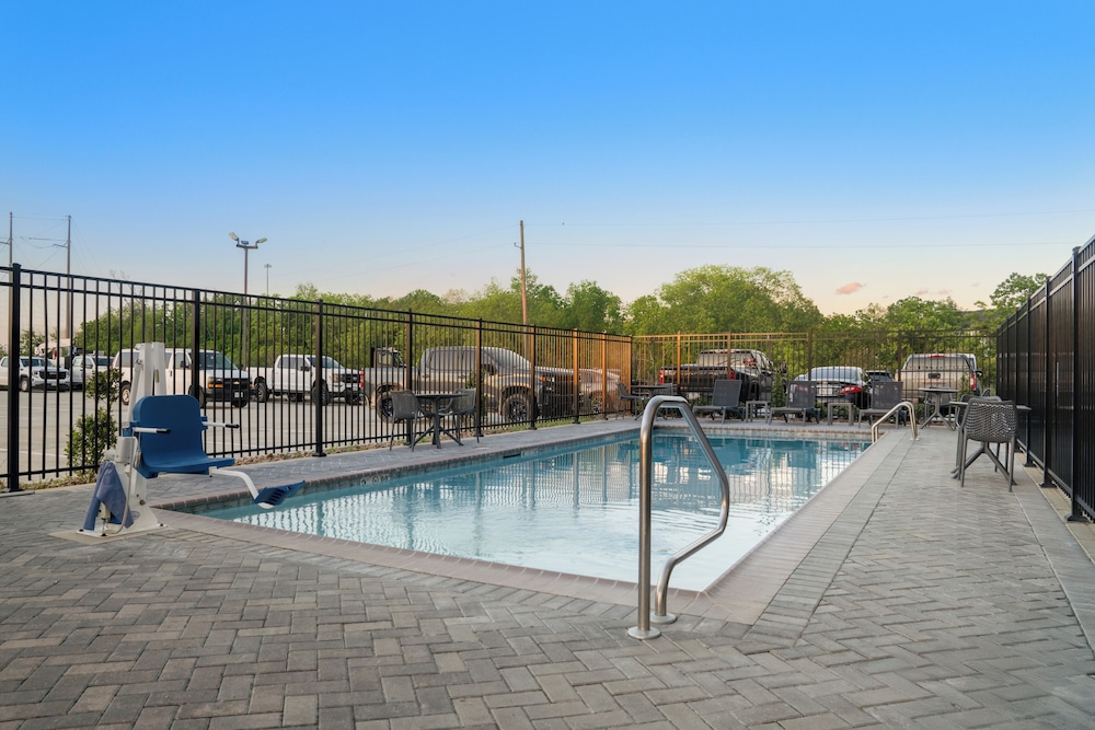La Quinta Inn & Suites by Wyndham Sulphur (Lake Charles) 30/34