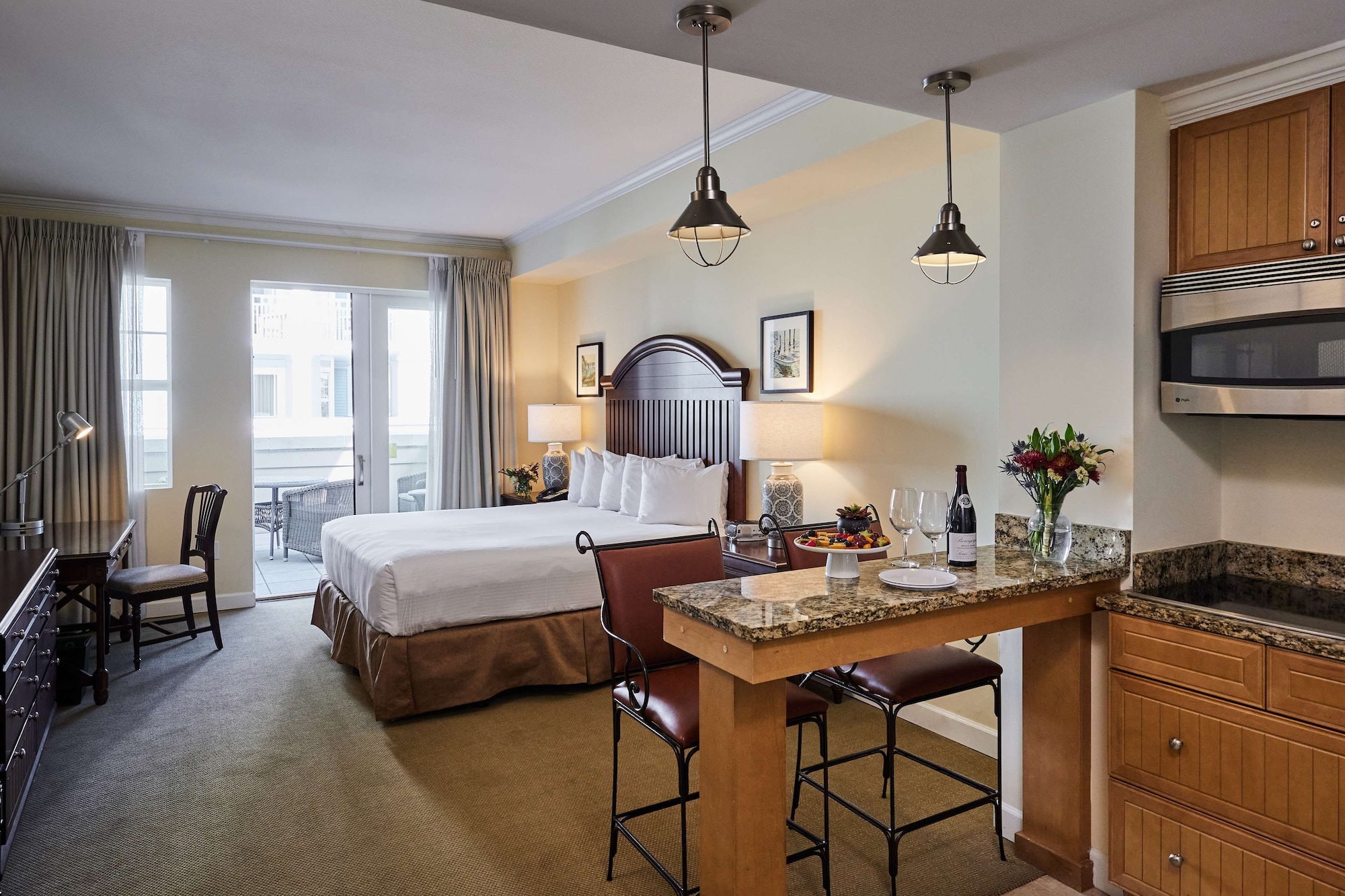 Classic, Residence, Studio, King Bed