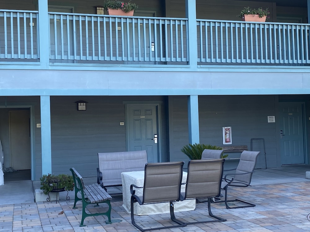 Morro Shores Inn And Suites 54/67
