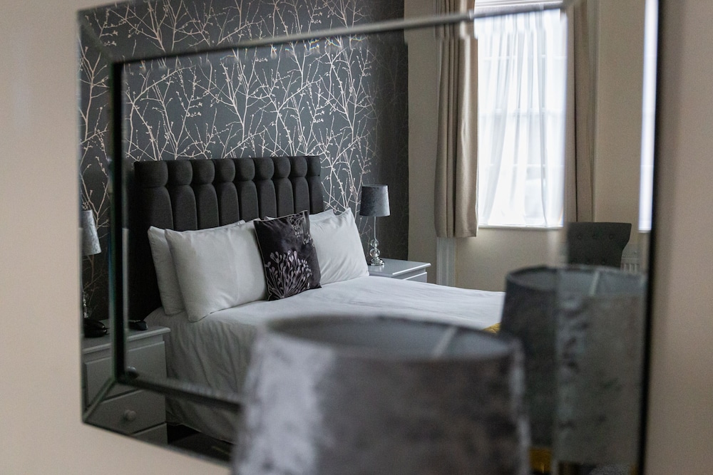 The Mount Pleasant Hotel 16/50