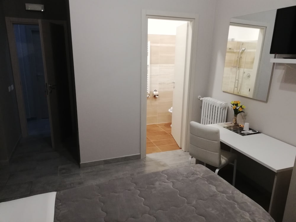 Elide Garden 28/50