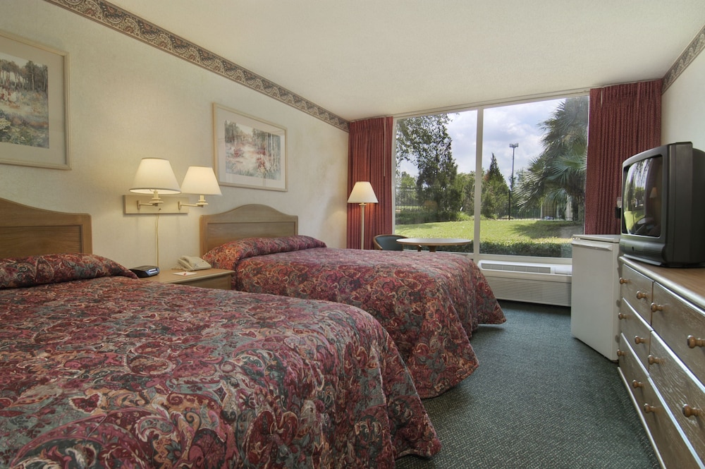 Economy Inn & Suites Shreveport 8/30
