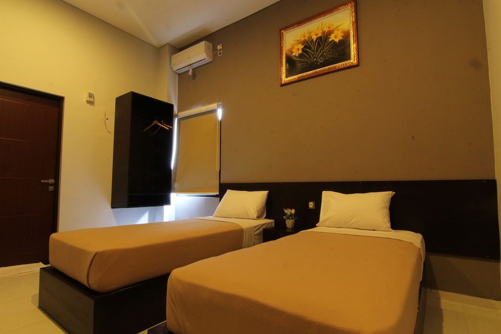 Hotel Mandari 45/65