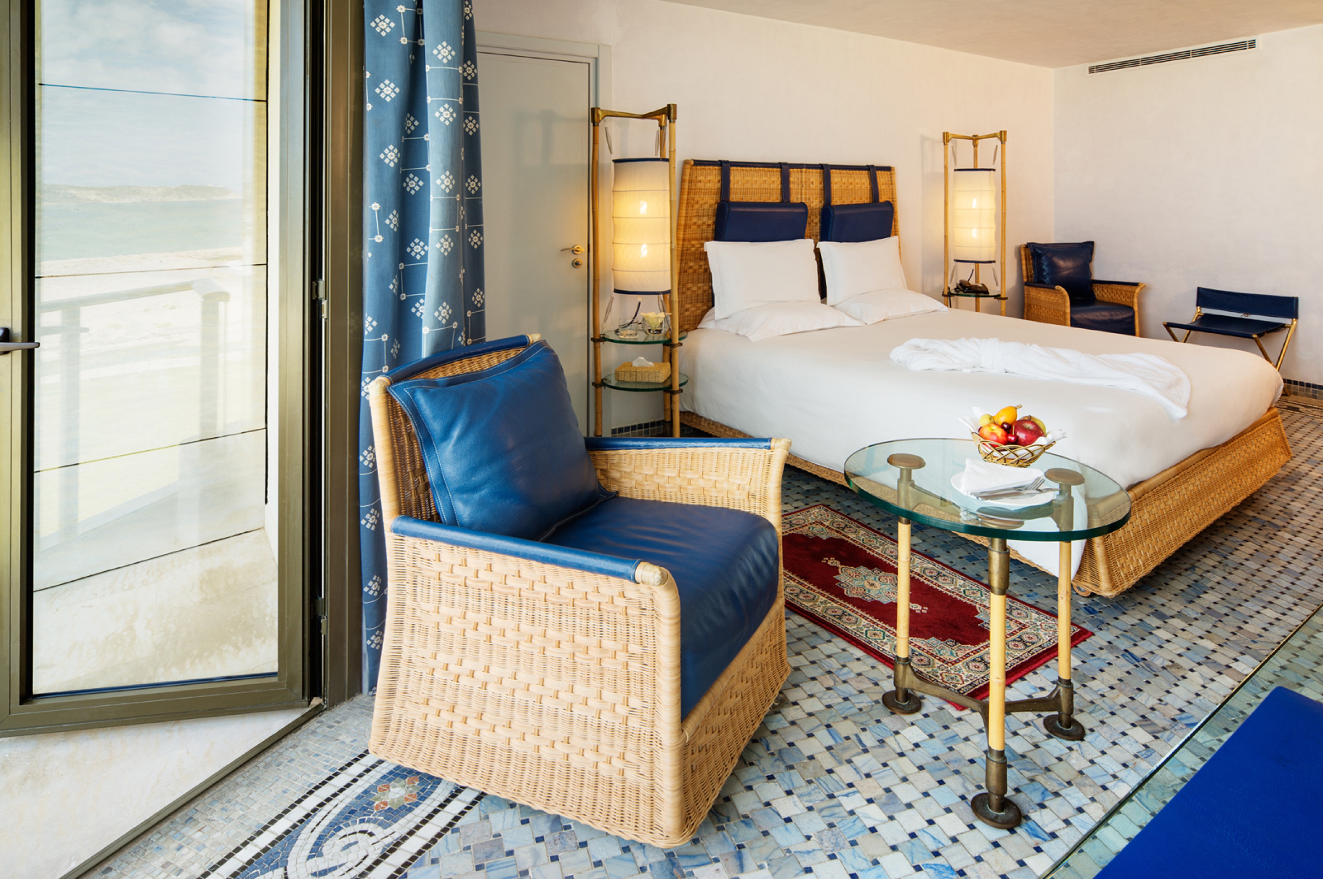 CLASSIC ROOM PARTIAL SEA VIEW