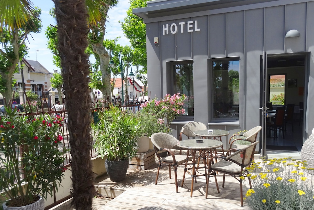 CITOTEL D'ORBIGNY 20/35