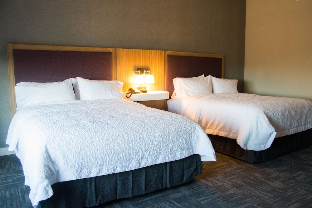 Hampton Inn And Suites Warrington Horsham 12/41
