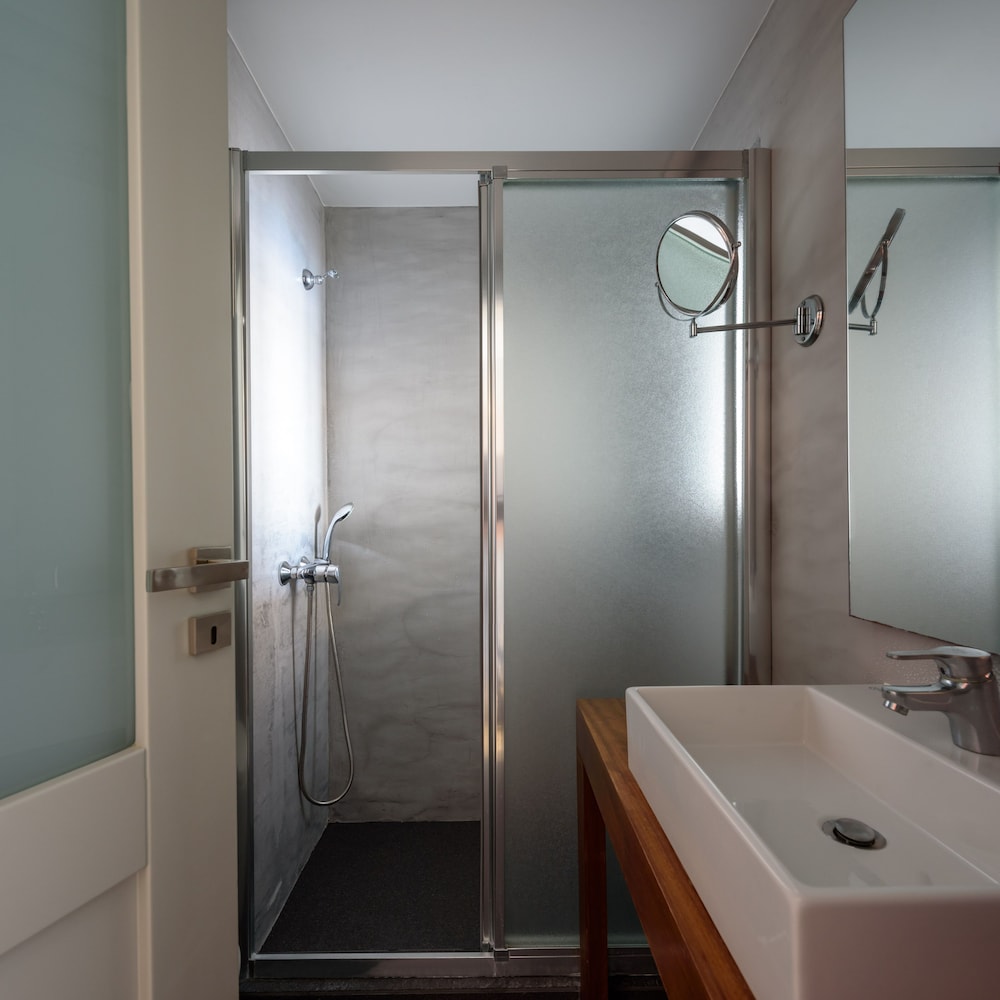 Panorama Boutique Hotel 69/69
