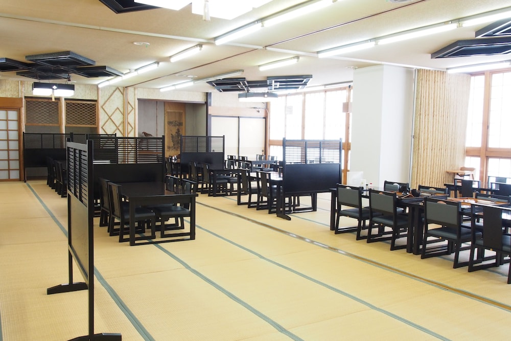 Tokiwa Hotel 31/34