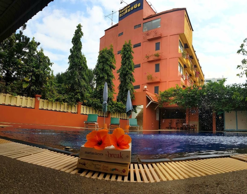 Takiab Beach Resort 61/64
