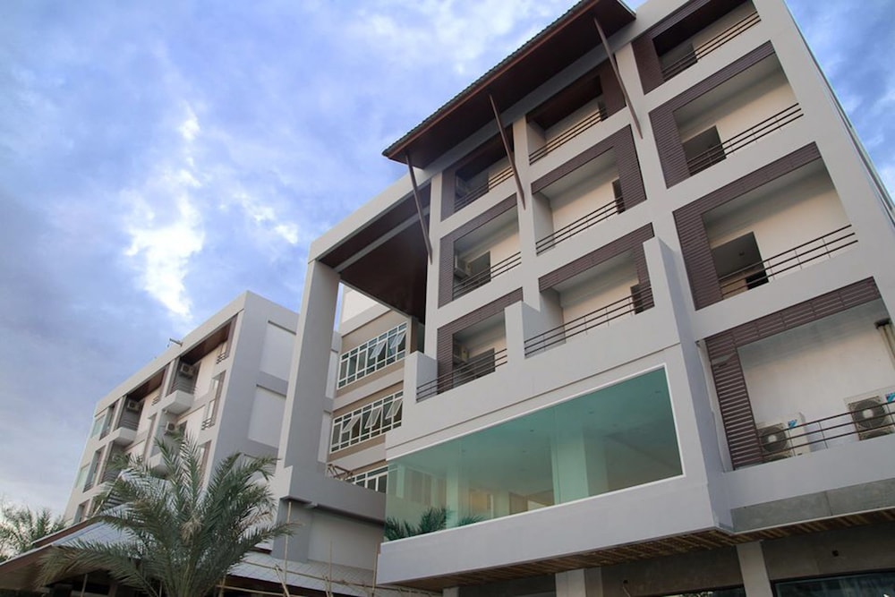 Green Hotel Resort Khon Kaen 3/55