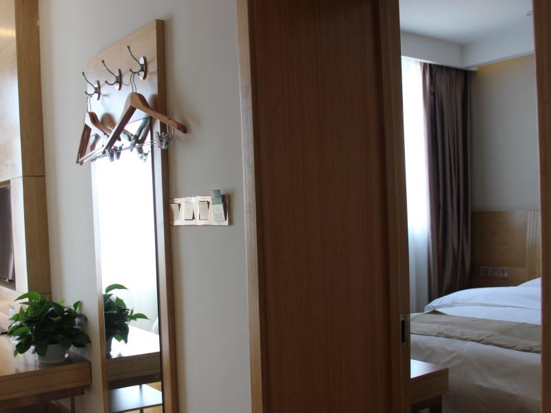 GreenTree Inn Lu an Jin an District Bus North Station Express Hotel 21/21