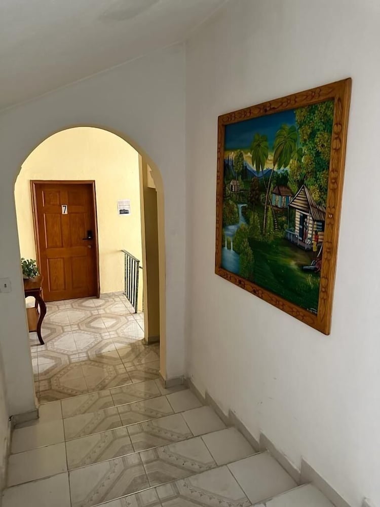Pc Entreprises Guest House 8/50