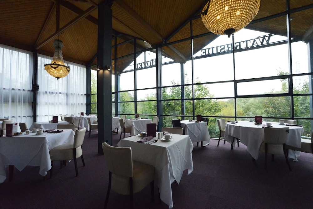Waterside Hotel And Leisure Club 49/59