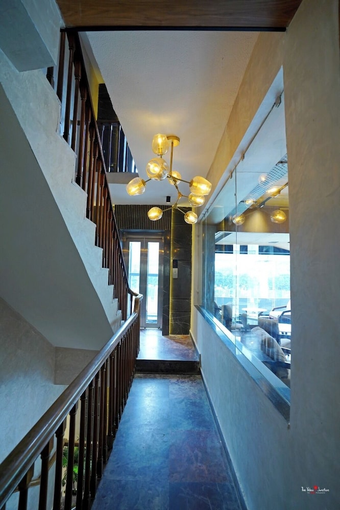 Nirulas Hotel 16/50