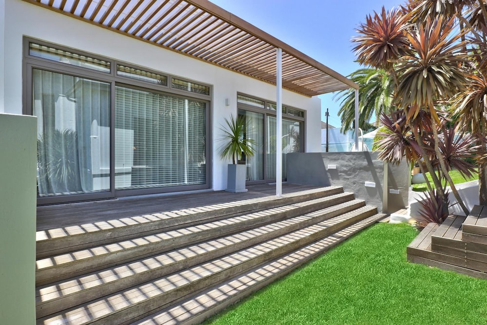 Cape Diem Lodge 35/46