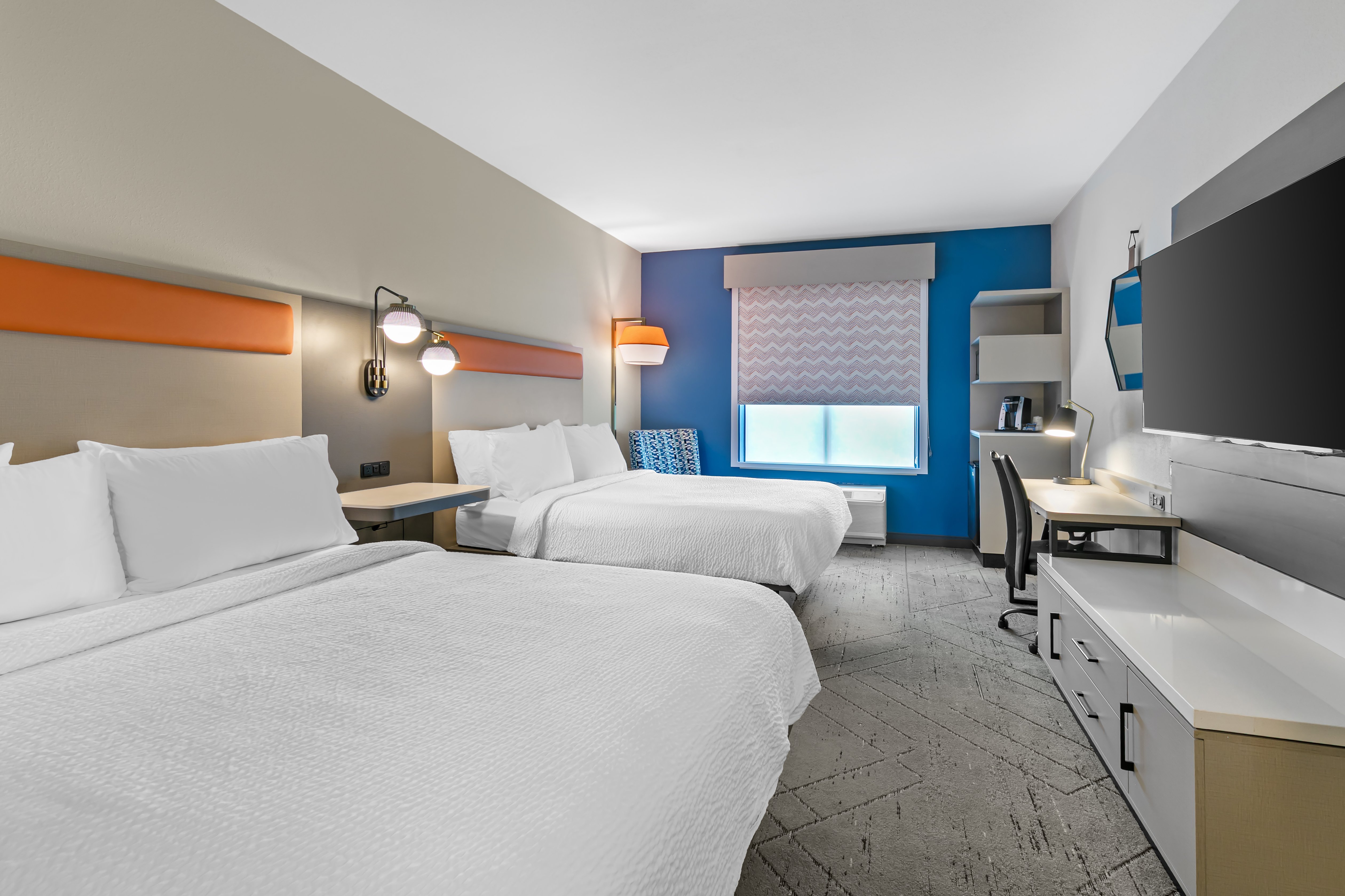 Holiday Inn Express & Suites Clemson - Univ Area 17/82