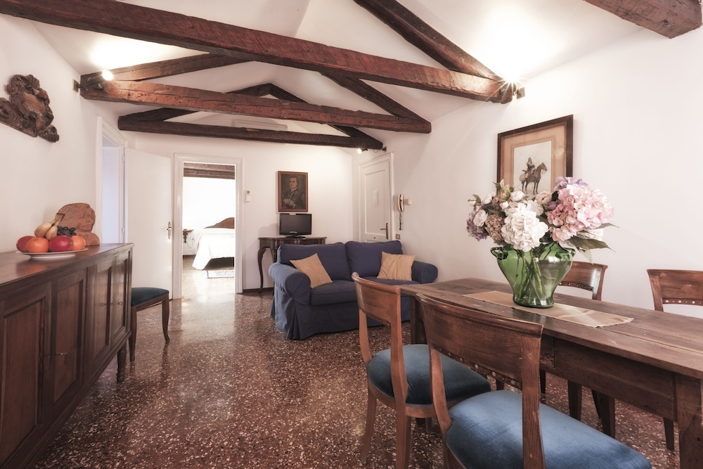 Palazzetto San Lio 24/39