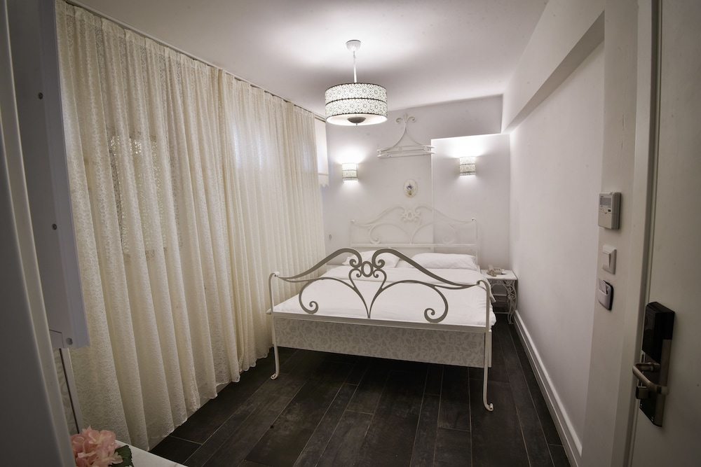 Buyukada Port Hotel 23/50