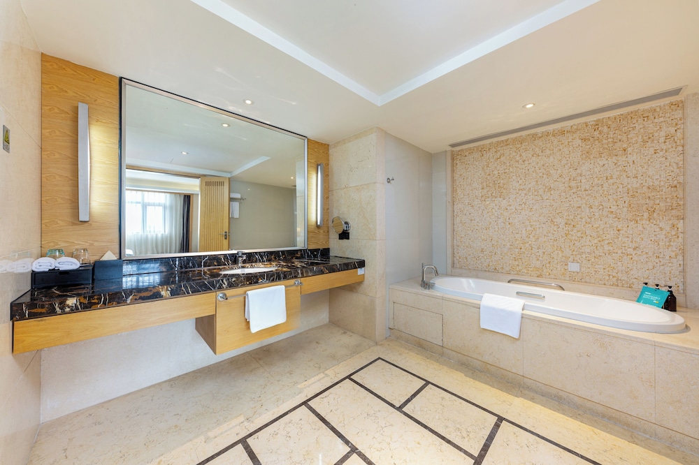 Xiamen Huli Yiho Hotel 7/50