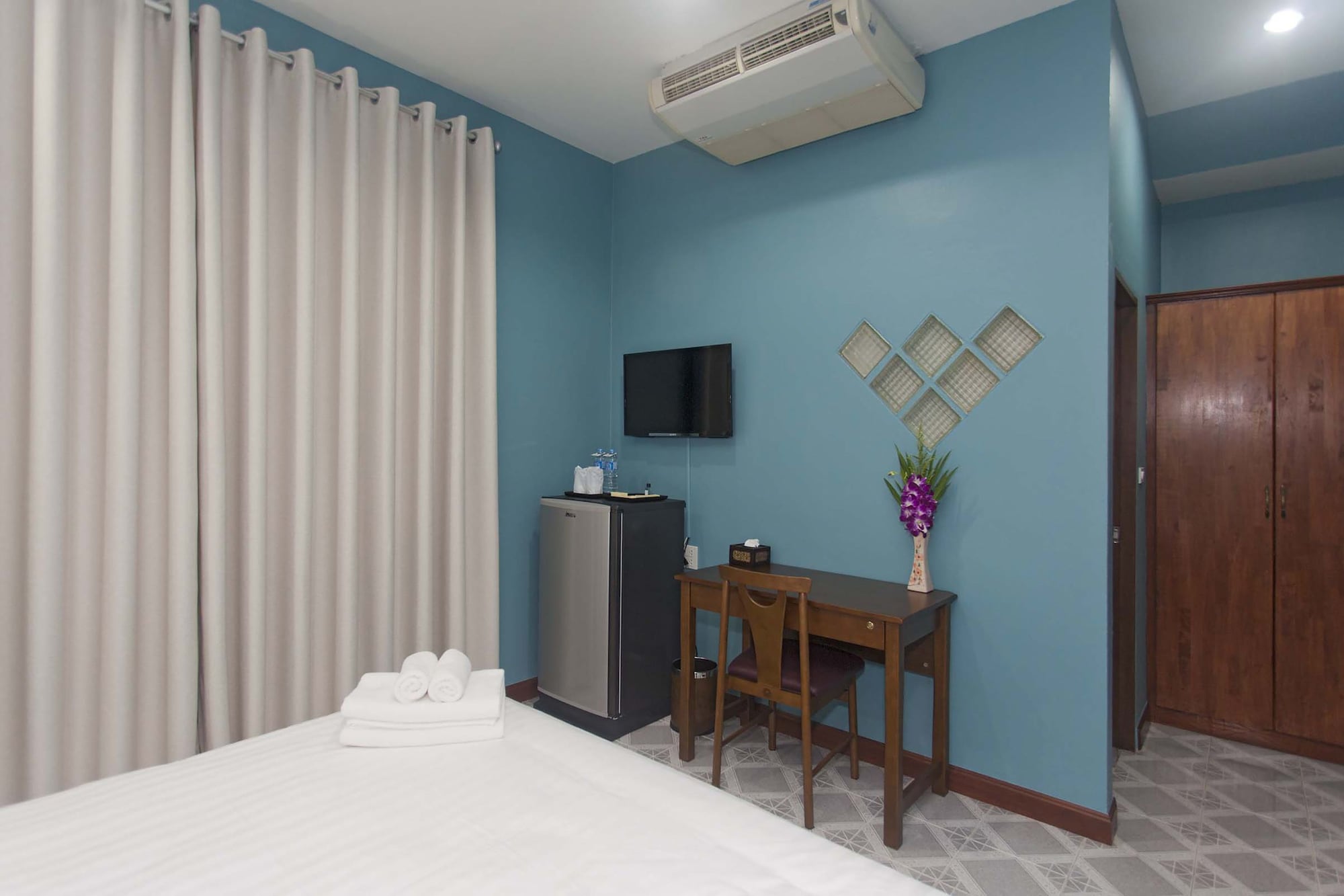 rooms