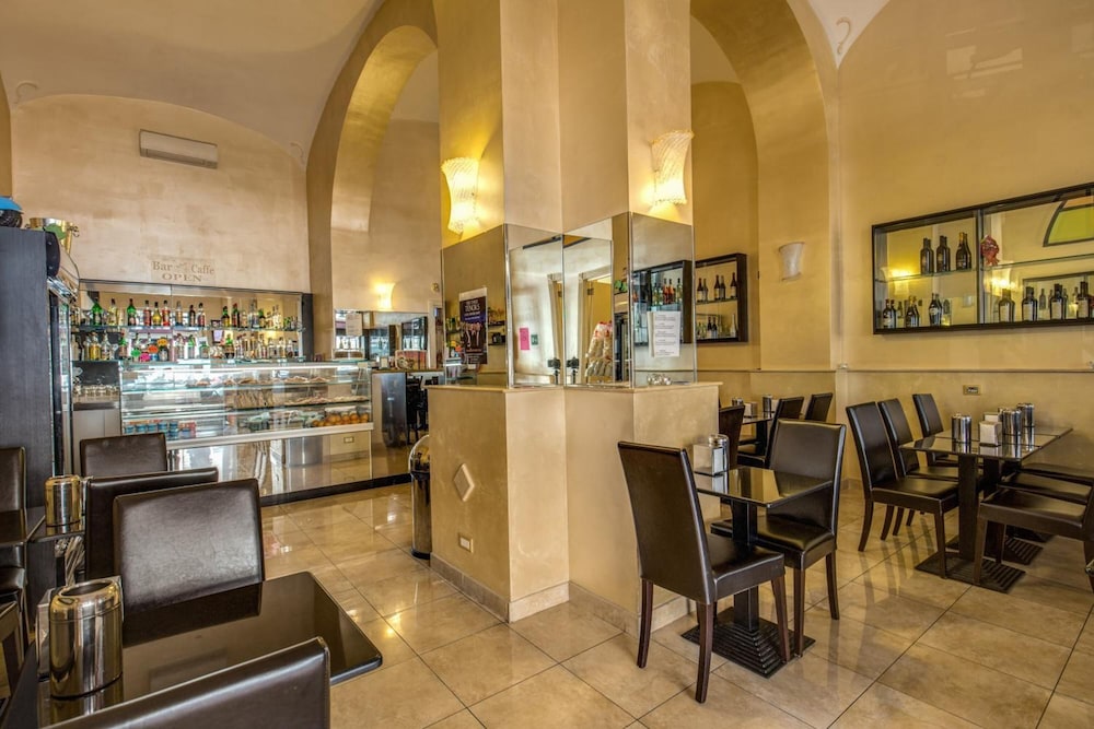 Hotel Maryelen 2 38/50