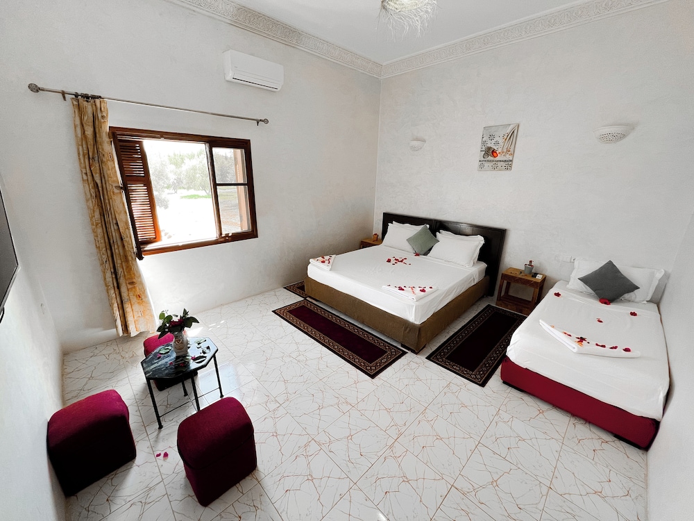 Guest House Qodwa 15/39