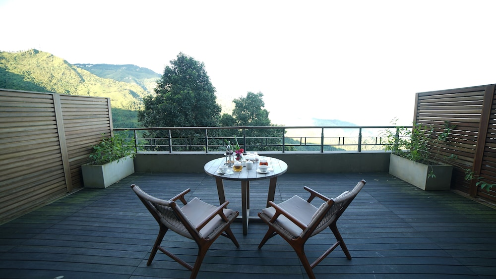 Taj Chia Kutir Resort & Spa 24/37