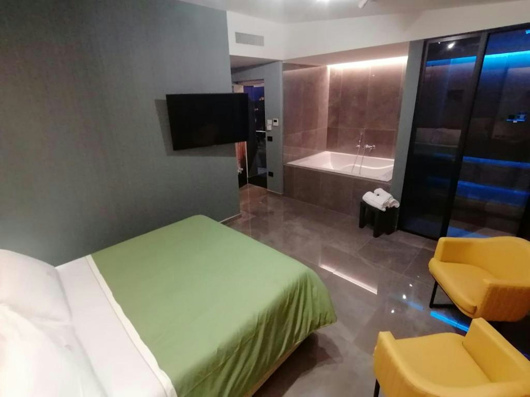 Hotel XBusiness 21/47