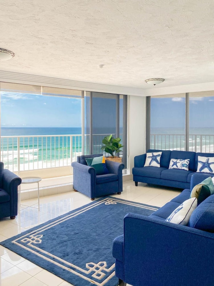 BEACHSIDE TOWER 30/64